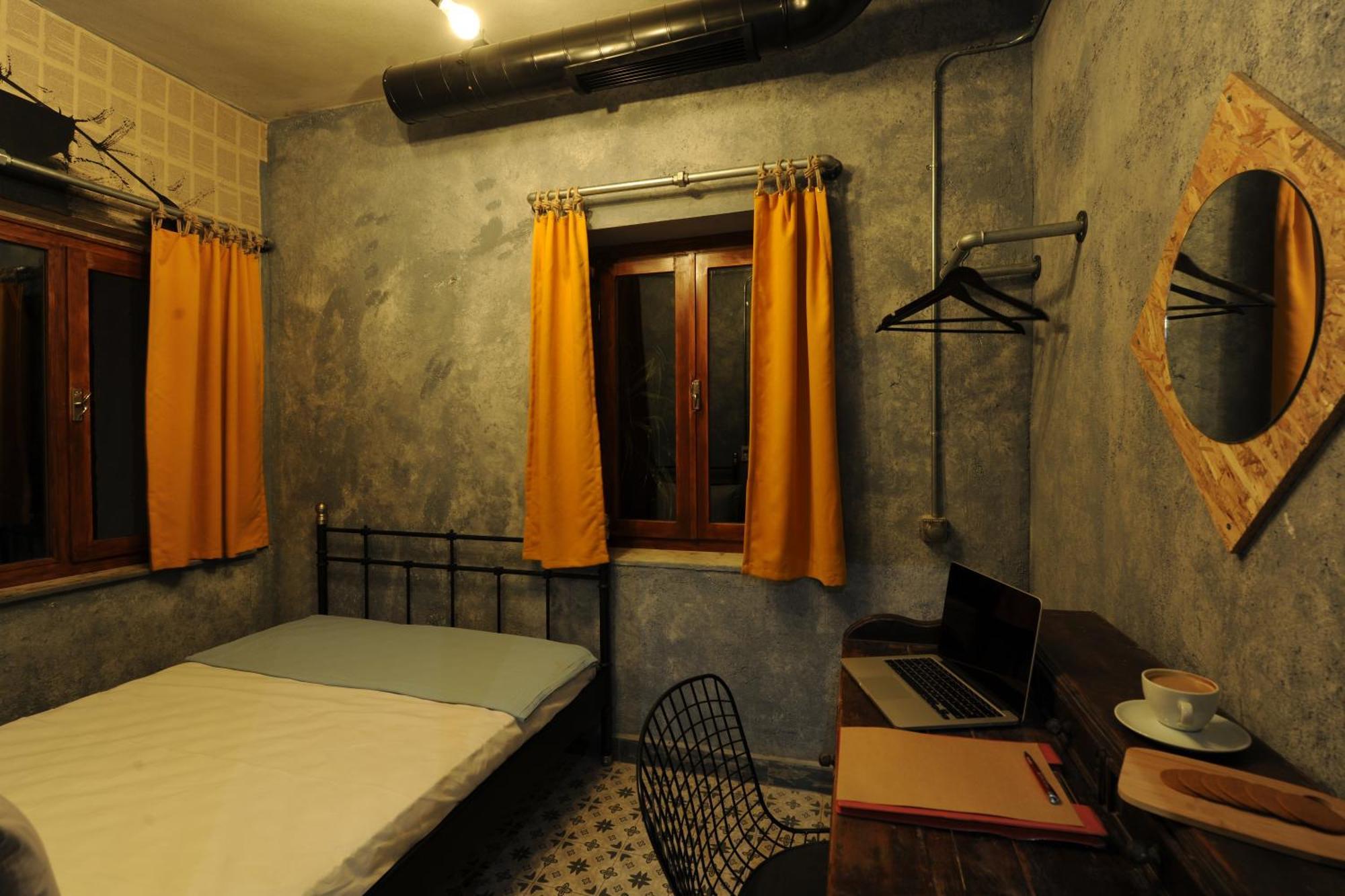 Role Street Hostel Antalya Værelse billede