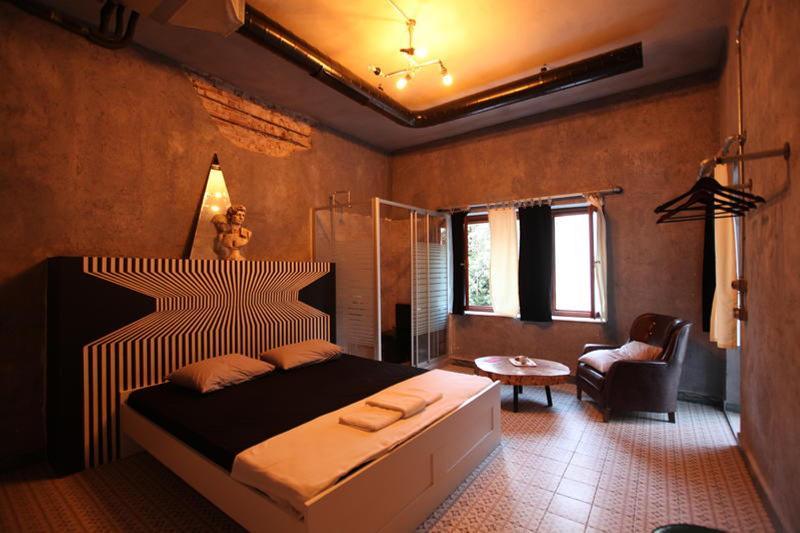 Role Street Hostel Antalya Eksteriør billede