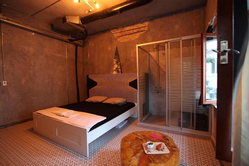 Role Street Hostel Antalya Eksteriør billede
